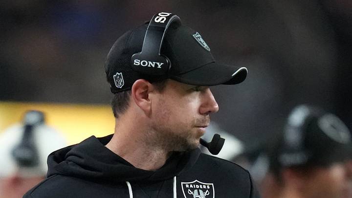 Aug 27, 2026; Paradise, Nevada, USA; Las Vegas Raiders head coach Klint Kubiak watches game play against the San Francisco 49ers during the third quarter at Allegiant Stadium. Mandatory Credit: Kirby Lee-Imagn Images Aug 27, 2026; Paradise, Nevada, USA; Las Vegas Raiders head coach Klint Kubiak watches game play against the San Francisco 49ers during the third quarter at Allegiant Stadium. Mandatory Credit: Kirby Lee-Imagn Images