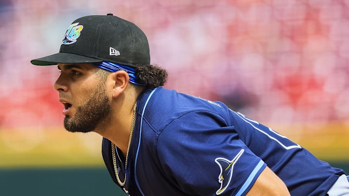 Tampa Bay Rays first baseman Jonathan Aranda (62) prepares for the pitch in the eighth inning against the Cincinnati Reds at Great American Ball Park on July 27, 2025. Tampa Bay Rays first baseman Jonathan Aranda (62) prepares for the pitch in the eighth inning against the Cincinnati Reds at Great American Ball Park on July 27, 2025.