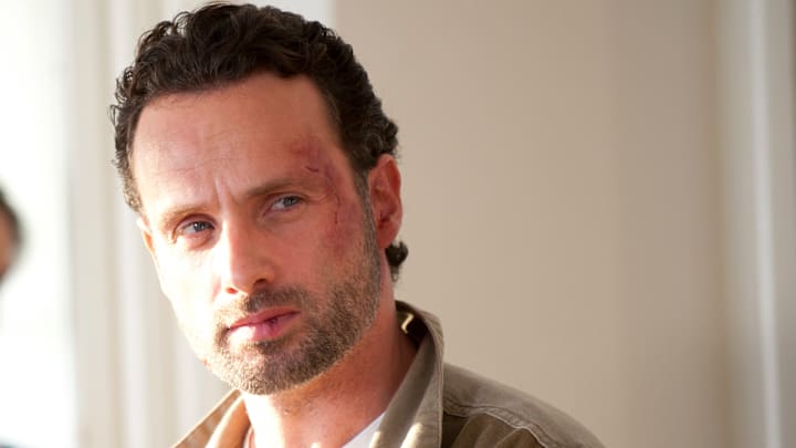 Lori Grimes (Sarah Wayne Callies) and Rick Grimes (Andrew Lincoln) - The Walking Dead - Season 2, Episode 11 - Photo Credit: Gene Page/AMC