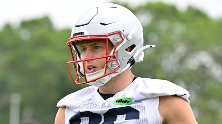 Jun 9, 2025; Foxborough, MA, USA; New England Patriots wide receiver Efton Chism III (86) runs the ball after the catch during minicamp at Gillette Stadium. Mandatory Credit: Eric Canha-Imagn Images