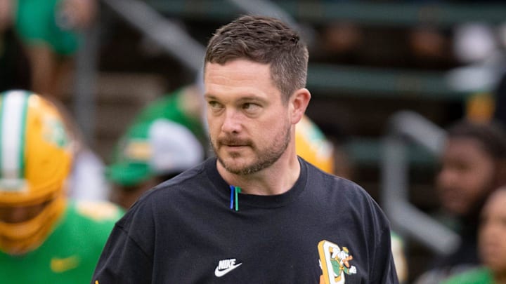 Oregon ducks roster spring football dan lanning dierre hill jr. jeremiah mcclellan akili smith jr jersey number jerry mixon