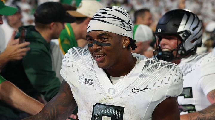 Sep 27, 2025; University Park, Pennsylvania, USA; Oregon Ducks running back Jordon Davison (0) reacts after defeating the Penn State Nittany Lions at Beaver Stadium. Mandatory Credit: Matthew O'Haren-Imagn Images Sep 27, 2025; University Park, Pennsylvania, USA; Oregon Ducks running back Jordon Davison (0) reacts after defeating the Penn State Nittany Lions at Beaver Stadium. Mandatory Credit: Matthew O'Haren-Imagn Images