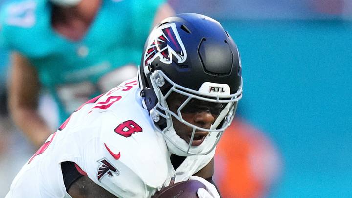 Atlanta Falcons tight end Kyle Pitts Sr.