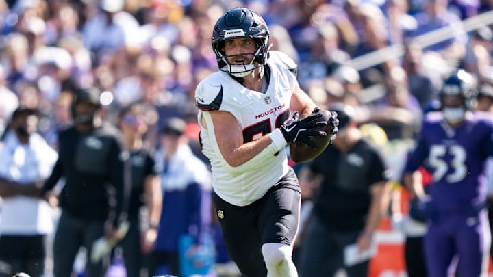 Down multiple wide receivers, the Houston Texans will need tight end Dalton Schultz to play one of his best games Down multiple wide receivers, the Houston Texans will need tight end Dalton Schultz to play one of his best games