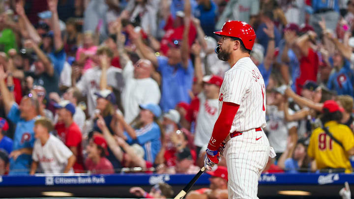 Kyle Schwarber could leave to go back home to the Midwest after his contract with the Philadelphia Phillies expires after 2025.