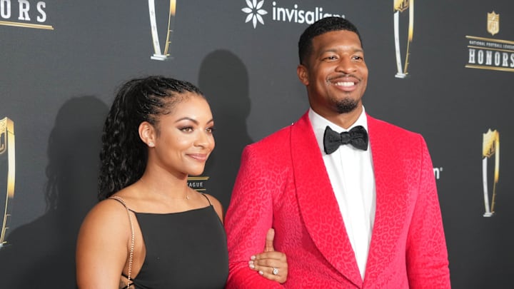 Feb 6, 2025; New Orleans, LA, USA; Jameis Winston and his wife Breion Winston on the red carpet before Super Bowl LIX NFL Honors at Saenger Theatre. Mandatory Credit: Kirby Lee-Imagn Images Feb 6, 2025; New Orleans, LA, USA; Jameis Winston and his wife Breion Winston on the red carpet before Super Bowl LIX NFL Honors at Saenger Theatre. Mandatory Credit: Kirby Lee-Imagn Images