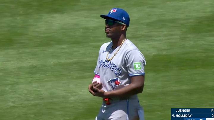 Blue Jays outfielder Jesus Sánchez exited the game after being hit by a baseball thrown by a fan at Oriole Park. 