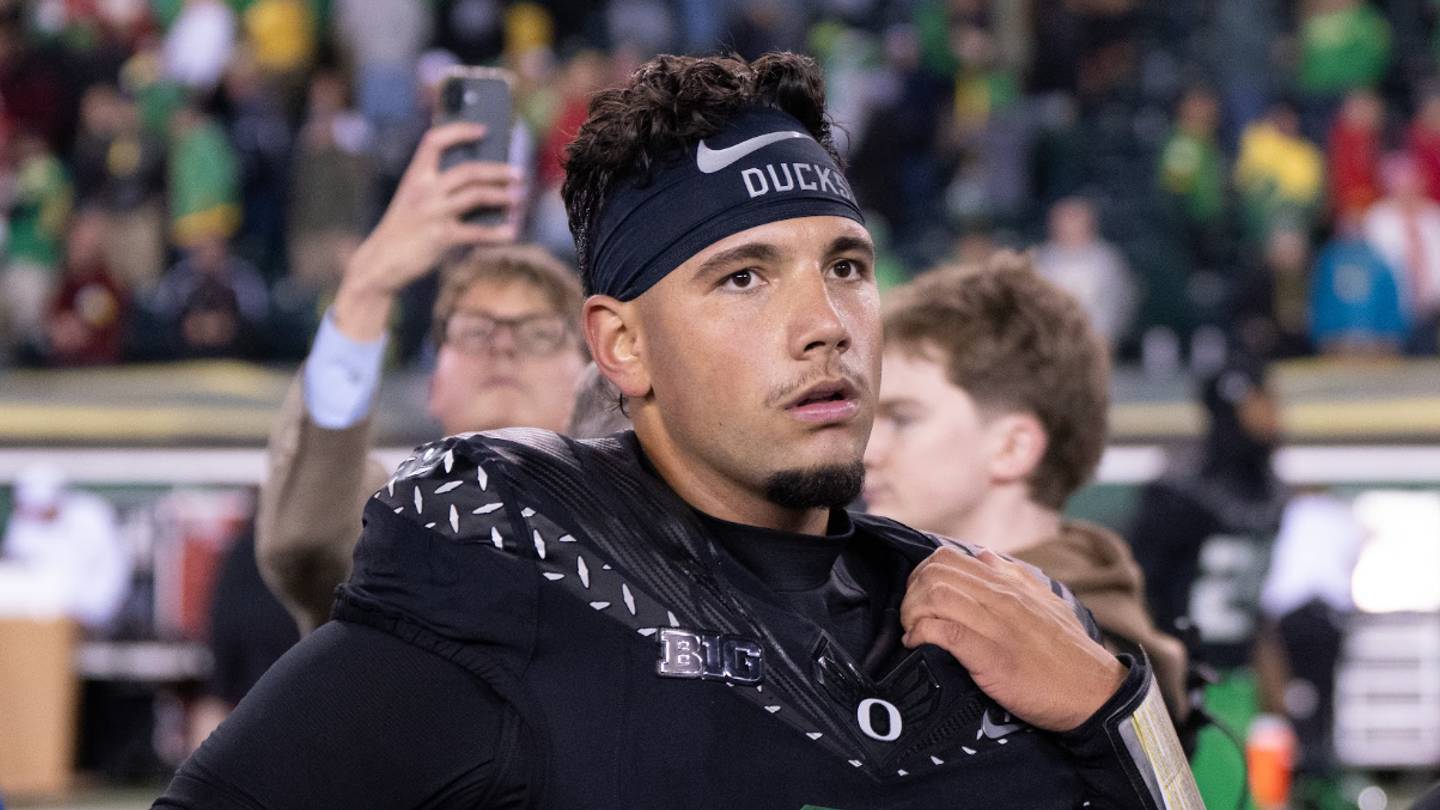 Four-Star Quarterback Recruit Rising Up Oregon Ducks' Top Targets