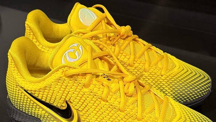 The Nike Caitlin 1 "Iowa" colorway. The Nike Caitlin 1 "Iowa" colorway.