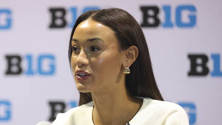Oct 8, 2025; Rosemont, Illinois, USA; USCÕs Jazzy Davidson speaks during Big Ten WomenÕs Basketball Media Days at the Donald E. Stephens Convention Center. Mandatory Credit: Talia Sprague-Imagn Images Oct 8, 2025; Rosemont, Illinois, USA; USCÕs Jazzy Davidson speaks during Big Ten WomenÕs Basketball Media Days at the Donald E. Stephens Convention Center. Mandatory Credit: Talia Sprague-Imagn Images