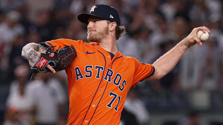 Aug 8, 2025; Bronx, New York, USA; Houston Astros relief pitcher Josh Hader (71) delivers a pitch during the ninth inning against the New York Yankees at Yankee Stadium