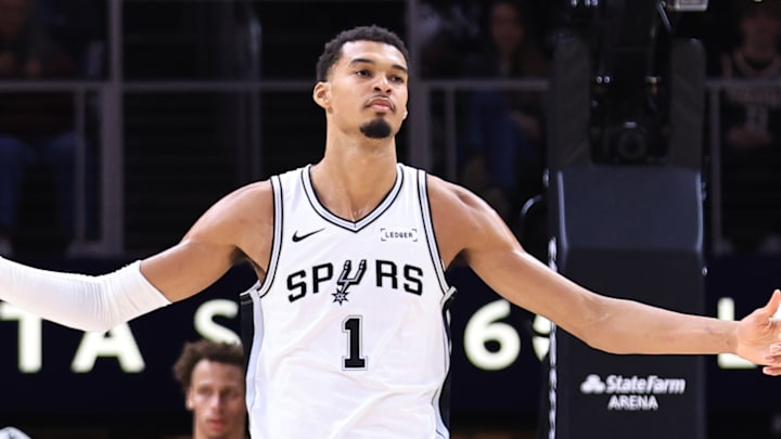 San Antonio Spurs v Atlanta Hawks