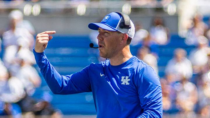 Sep 5, 2026; Lexington, Kentucky, USA; Kentucky Wildcats head coach Will Stein calls his team in for a timeout during the second quarter against the Youngstown State Penguins at Kroger Field. Mandatory Credit: Arden Barnes-Imagn Images Sep 5, 2026; Lexington, Kentucky, USA; Kentucky Wildcats head coach Will Stein calls his team in for a timeout during the second quarter against the Youngstown State Penguins at Kroger Field. Mandatory Credit: Arden Barnes-Imagn Images