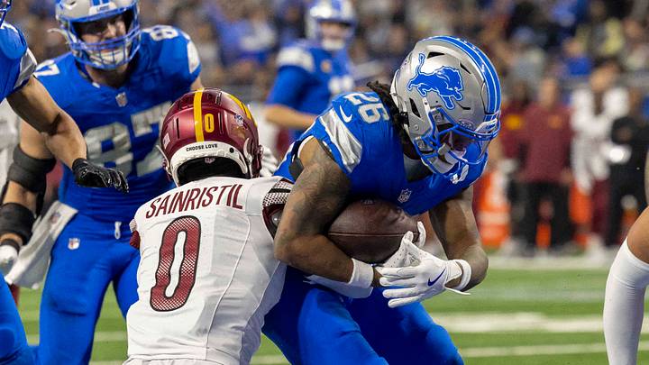 Detroit Lions running back Jahmyr Gibbs (26) runs the ball for a touchdown during the third quarter against Commanders Detroit Lions running back Jahmyr Gibbs (26) runs the ball for a touchdown during the third quarter against Commanders