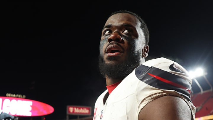 Houston Texans linebacker Azeez Al-Shaair