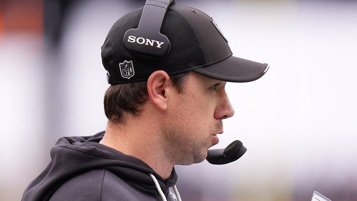 Oct 11, 2026; Foxborough, Massachusetts, USA; Las Vegas Raiders head coach Klint Kubiak watches from the sideline as they take on the New England Patriots at Gillette Stadium. Mandatory Credit: David Butler II-Imagn Images Oct 11, 2026; Foxborough, Massachusetts, USA; Las Vegas Raiders head coach Klint Kubiak watches from the sideline as they take on the New England Patriots at Gillette Stadium. Mandatory Credit: David Butler II-Imagn Images