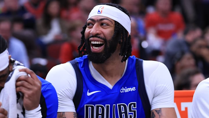 Dallas Mavericks v Chicago Bulls Dallas Mavericks v Chicago Bulls