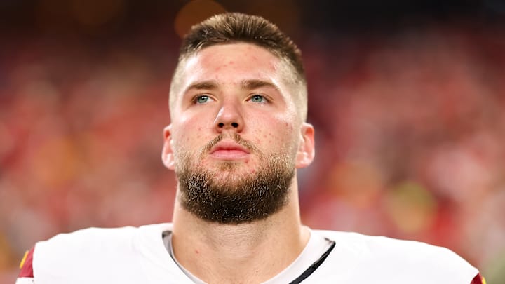 Washington Commanders tight end Ben Sinnott