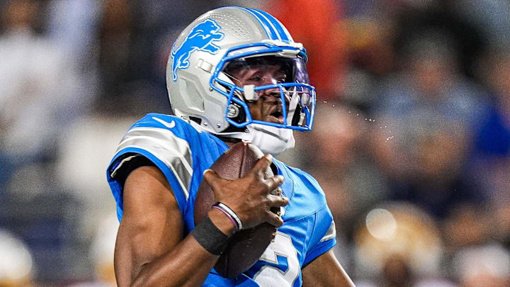 Detroit Lions quarterback Hendon Hooker (2).