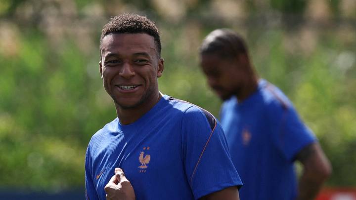 FBL-WC-2026-TRAINING-FRA FBL-WC-2026-TRAINING-FRA