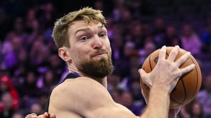 Feb 4, 2026; Sacramento, California, USA; Sacramento Kings forward/center Domantas Sabonis (11) rebounds tagainst Memphis Grizzlies guard Cedric Coward (23) during the third quarter at Golden 1 Center. Mandatory Credit: Ed Szczepanski-Imagn Images Feb 4, 2026; Sacramento, California, USA; Sacramento Kings forward/center Domantas Sabonis (11) rebounds tagainst Memphis Grizzlies guard Cedric Coward (23) during the third quarter at Golden 1 Center. Mandatory Credit: Ed Szczepanski-Imagn Images