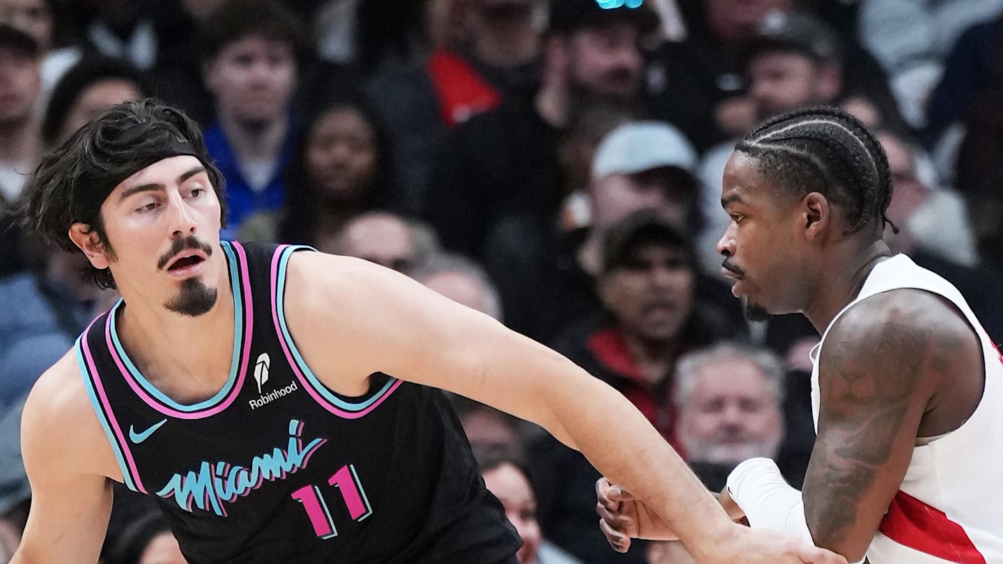 Raptors Seek Historic Sweep vs. Heat as ‘Length Wall’ Meets Miami’s ...