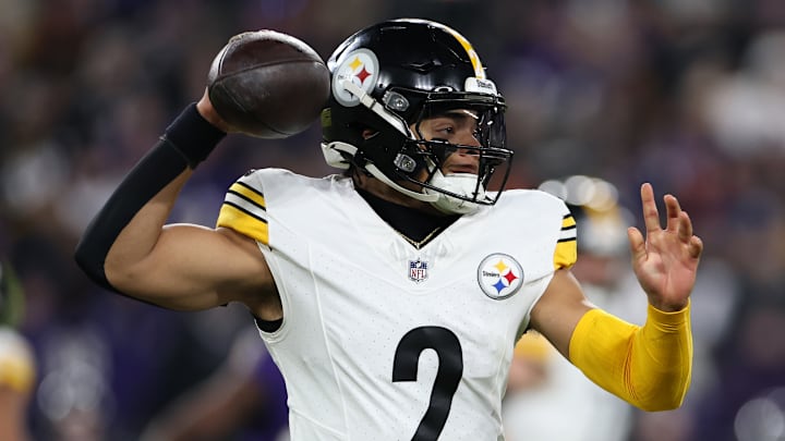 Justin Fields QB Pittsburgh Steelers
