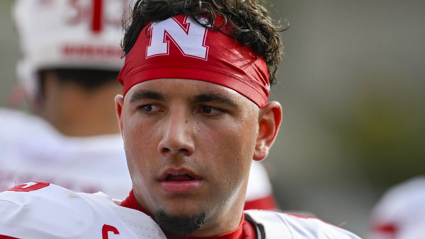 Oregon's Dylan Raiola Back in Lincoln Supporting Nebraska Cornhuskers