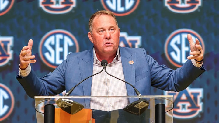 Auburn Tigers head coach Hugh Freeze is still close on a lot of top prospects, despite an overall lack of commitments.