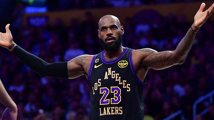 Los Angeles Lakers forward LeBron James (23) reacts (Mandatory Credit: Gary A. Vasquez-Imagn Images)