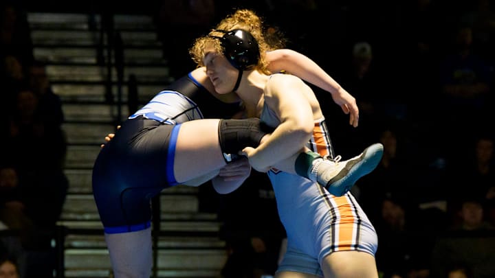 Crater’s Audrey Robinson won the district title en route to a second consecutive 6A/5A state championship.