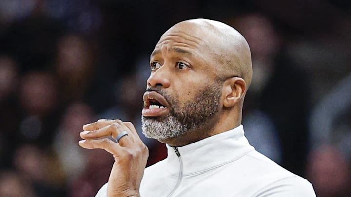 Orlando Magic head coach Jamahl Mosley directs his team against the Chicago Bulls.