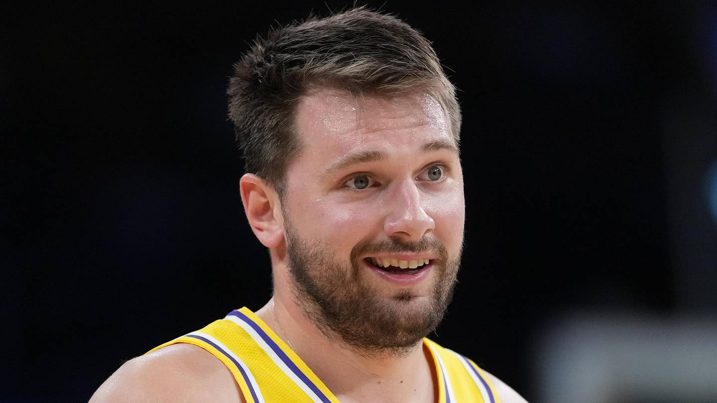 Luka Doncic just saved Cooper Flagg’s Rookie of the Year case without playing