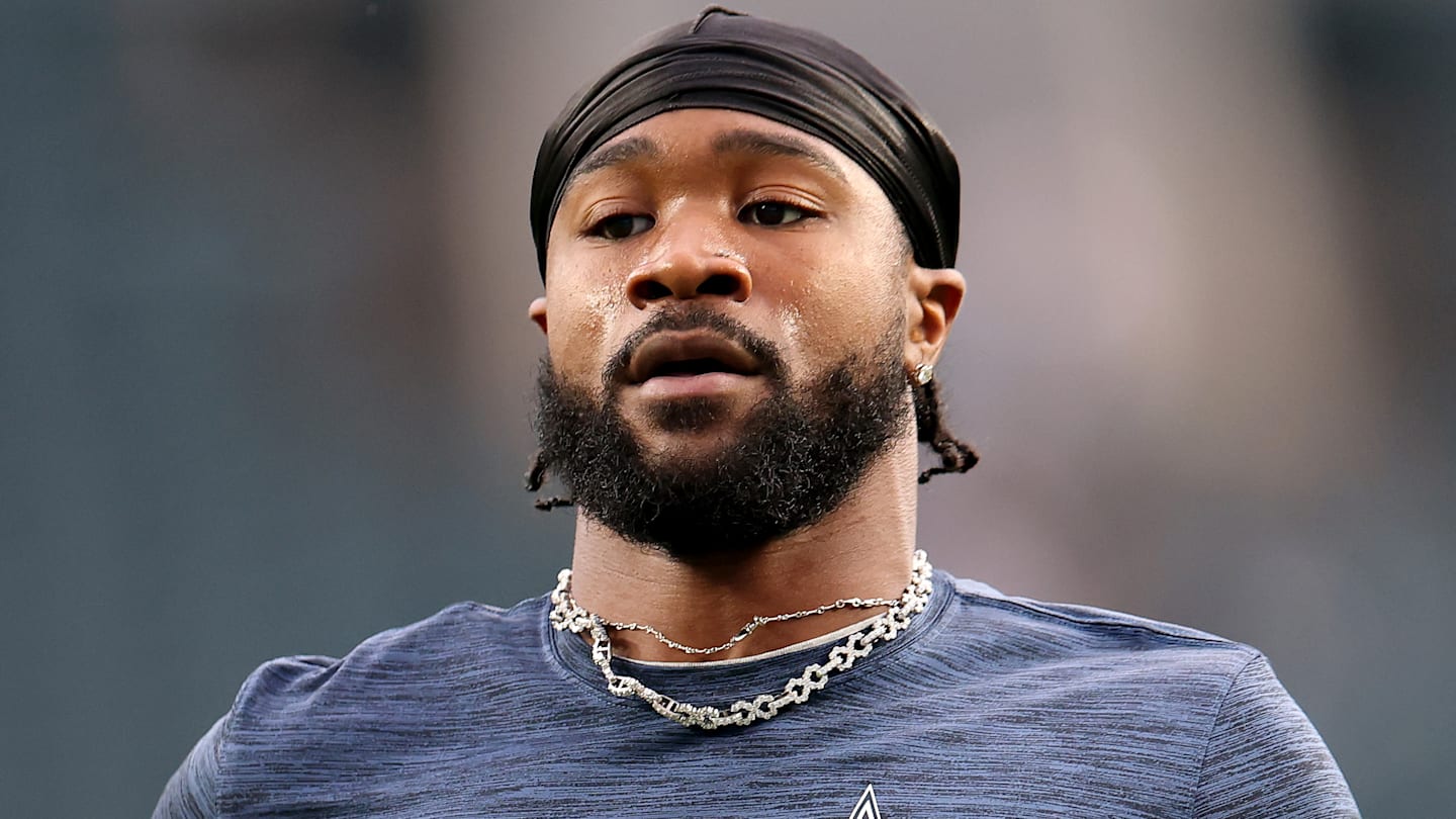 Cowboys have no choice but to bench polarizing vet after primetime collapse