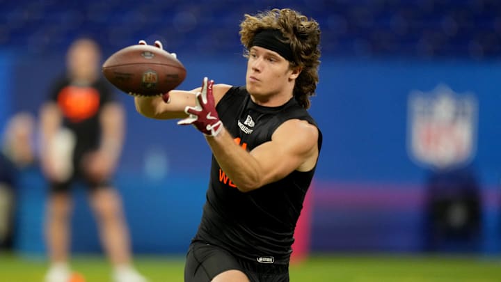 Mar 1, 2025; Indianapolis, IN, USA; Arkansas wideout Isaac Teslaa (WO41) during the 2025 NFL Combine at Lucas Oil Stadium. Mandatory Credit: Kirby Lee-Imagn Images