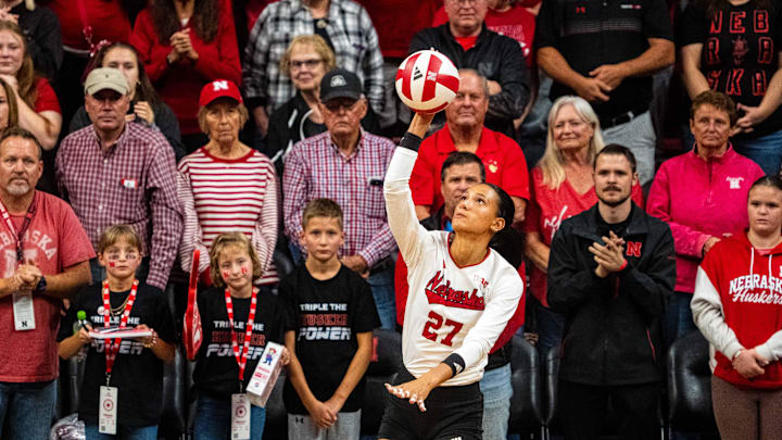 Oct 25, 2024; Lincoln, NE, USA; Nebraska Cornhuskers outside hitter Harper Murray serves against the Illinois Fighting Illini during the third set at Bob Devaney Sports Center. 
