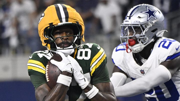 Green Bay Packers wide receiver Romeo Doubs (87) makes a  touchdown catch against Dallas Cowboys cornerback Kaiir Elam.