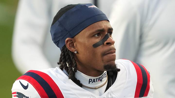 New England Patriots wide receiver DeMario Douglas (3).