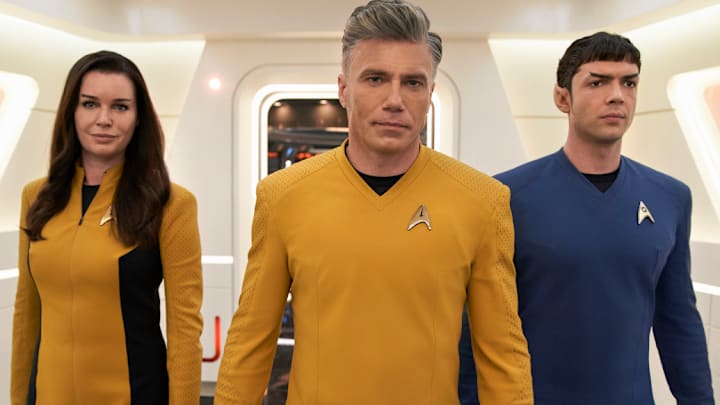 Pictured: Rebecca Romijn as Una, Anson Mount as Pike and Ethan Peck as Spock of the Paramount+ original series STAR TREK: STRANGE NEW WORLDS. Photo Cr: Marni Grossman/Paramount+ ©2022 ViacomCBS. All Rights Reserved. Pictured: Rebecca Romijn as Una, Anson Mount as Pike and Ethan Peck as Spock of the Paramount+ original series STAR TREK: STRANGE NEW WORLDS. Photo Cr: Marni Grossman/Paramount+ ©2022 ViacomCBS. All Rights Reserved.