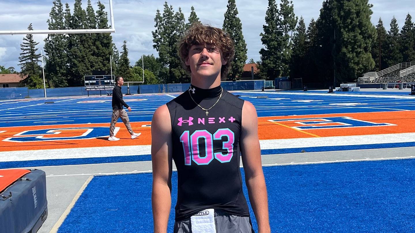 Syracuse offers 2028 California QB: ‘I view them highly'