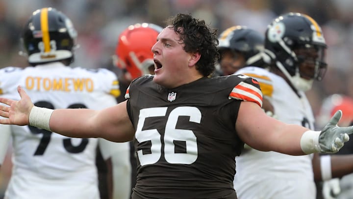 Cleveland Browns center Luke Wypler