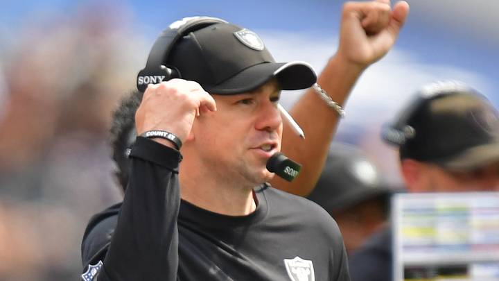 Sep 20, 2026; Inglewood, California, USA; Las Vegas Raiders head coach Klint Kubiak (middle) is seen against the Los Angeles Chargers during the first half at SoFi Stadium. Mandatory Credit: Gary A. Vasquez-Imagn Images Sep 20, 2026; Inglewood, California, USA; Las Vegas Raiders head coach Klint Kubiak (middle) is seen against the Los Angeles Chargers during the first half at SoFi Stadium. Mandatory Credit: Gary A. Vasquez-Imagn Images