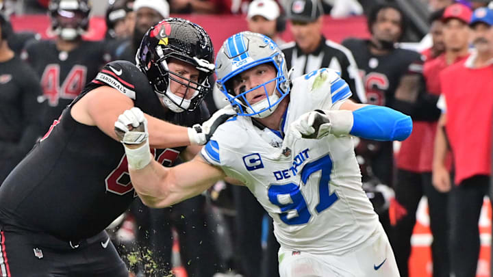 Detroit Lions defensive end Aidan Hutchinson (97).