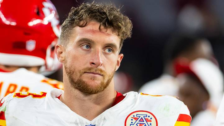 Aug 9, 2025; Glendale, Arizona, USA; Kansas City Chiefs linebacker Jack Cochrane (43) against the Arizona Cardinals during a preseason NFL game at State Farm Stadium. Mandatory Credit: Mark J. Rebilas-Imagn Images