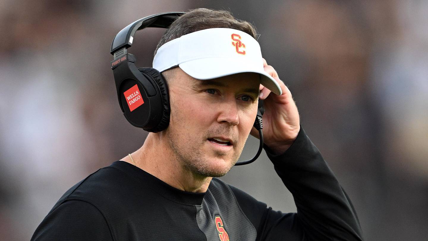 Harsh Truth About USC’s Offseason Puts More Pressure on Lincoln Riley