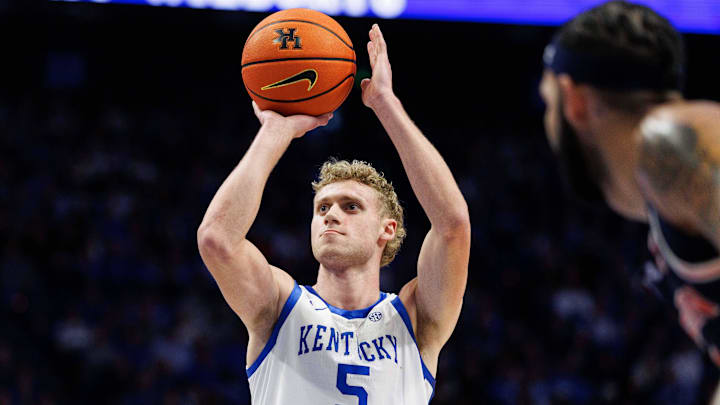 Mar 1, 2025; Lexington, Kentucky, USA; Kentucky Wildcats guard Collin Chandler (5) shoots a free throw during the second half against the Auburn Tigers at Rupp Arena at Central Bank Center. Mandatory Credit: Jordan Prather-Imagn Images Mar 1, 2025; Lexington, Kentucky, USA; Kentucky Wildcats guard Collin Chandler (5) shoots a free throw during the second half against the Auburn Tigers at Rupp Arena at Central Bank Center. Mandatory Credit: Jordan Prather-Imagn Images