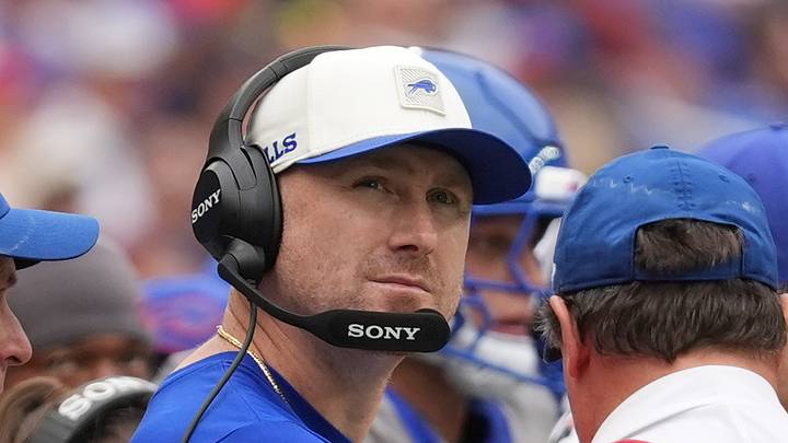 Sep 27, 2026; Orchard Park, New York, USA; Buffalo Bills head coach Joe Brady looks on in the second half against the Los Angeles Chargers at New Highmark Stadium. Mandatory Credit: Gregory Fisher-Imagn Images Sep 27, 2026; Orchard Park, New York, USA; Buffalo Bills head coach Joe Brady looks on in the second half against the Los Angeles Chargers at New Highmark Stadium. Mandatory Credit: Gregory Fisher-Imagn Images