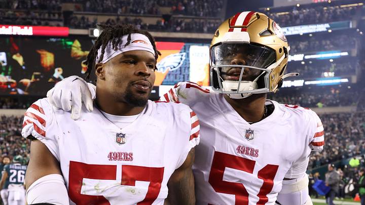 San Francisco 49ers linebacker Azeez Al-Shaair (51) and linebacker Dre Greenlaw (57)