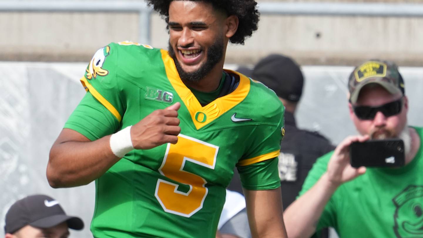 Dante Moore Said The Quiet Part Out Loud About Autzen Stadium
