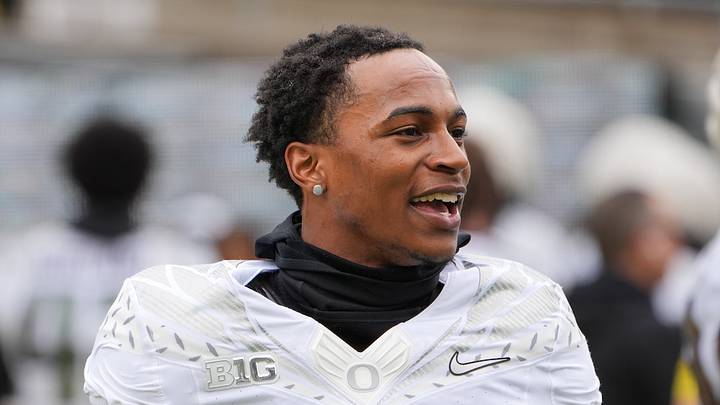 oregon ducks receiver evan stewart oregon ducks receiver evan stewart